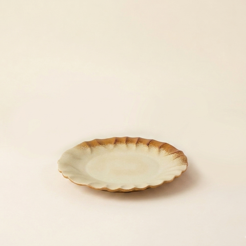 "Festive Dinner for Four" Sunburst Plates & Cloud Cups Set