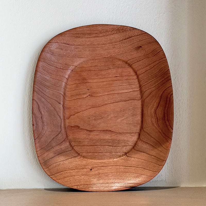 Rounded square plate