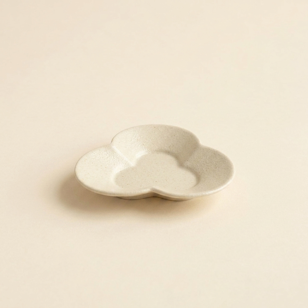 vintage dinnerware dipping saucer cloud scalloped SundayWare