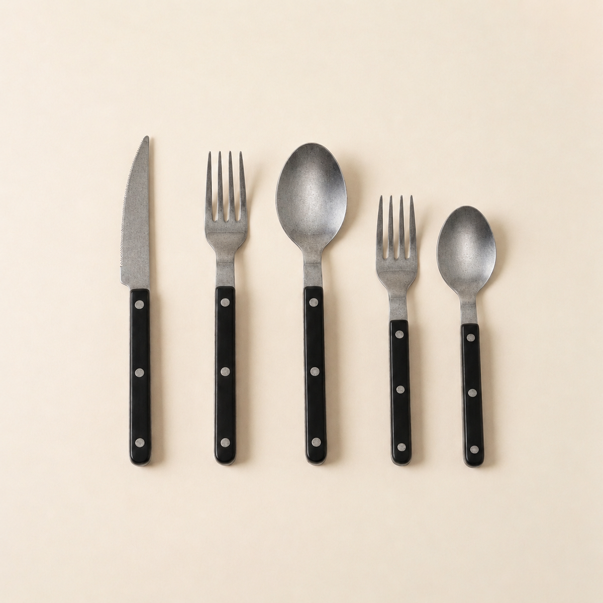Black matte antique-finish riveted 5-piece flatware set, without chopsticks